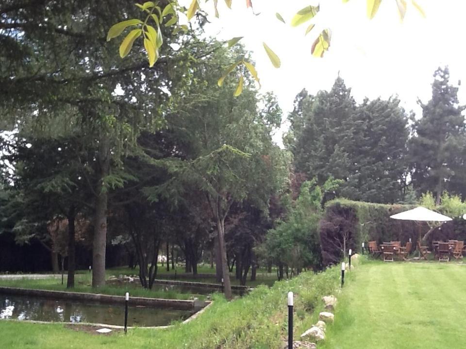 Hotel Rural Villarromana Saldaña Esterno foto